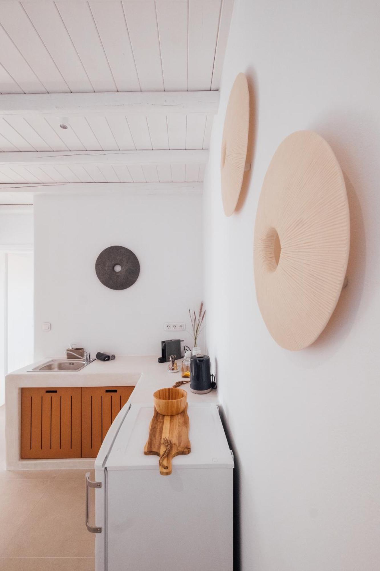 Xerolithos Natural Living Lodge *